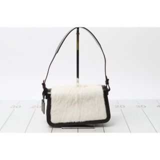 セリーヌ(celine)の【美品】 セリーヌ ファー ショルダーバッグ (ショルダーバッグ)