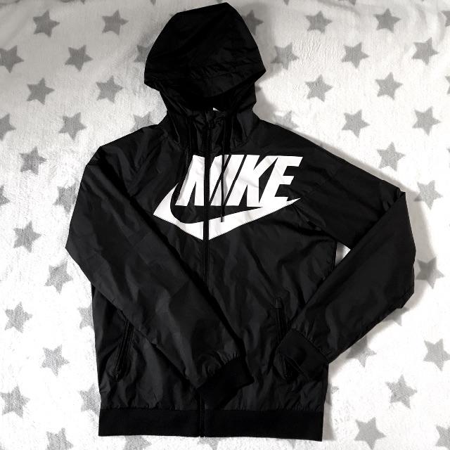 NIKE(ナイキ)のNIKE ナイキ atmos 限定ジャケット メンズのジャケット/アウター(ナイロンジャケット)の商品写真