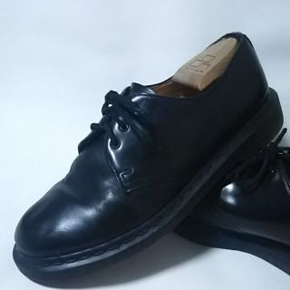 ドクターマーチン(Dr.Martens)のyayu様専用!ドクターマーチン牛革レザー3ホールシューズ黒ビンテージ(ドレス/ビジネス)