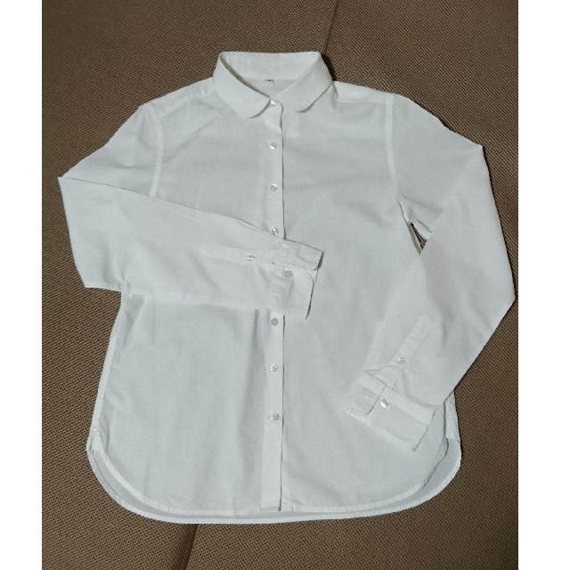 MUJI (無印良品)(ムジルシリョウヒン)の無印良品　白　コットンシャツ　S レディースのトップス(シャツ/ブラウス(長袖/七分))の商品写真