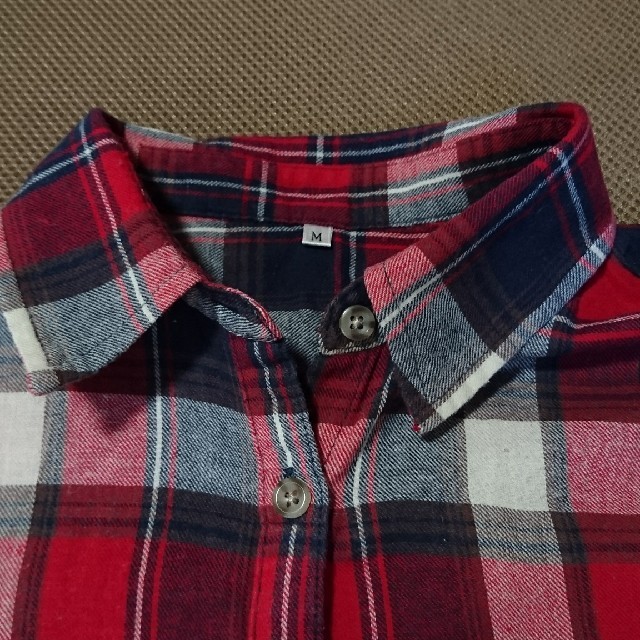 チェック　コットンシャツ　M レディースのトップス(シャツ/ブラウス(長袖/七分))の商品写真