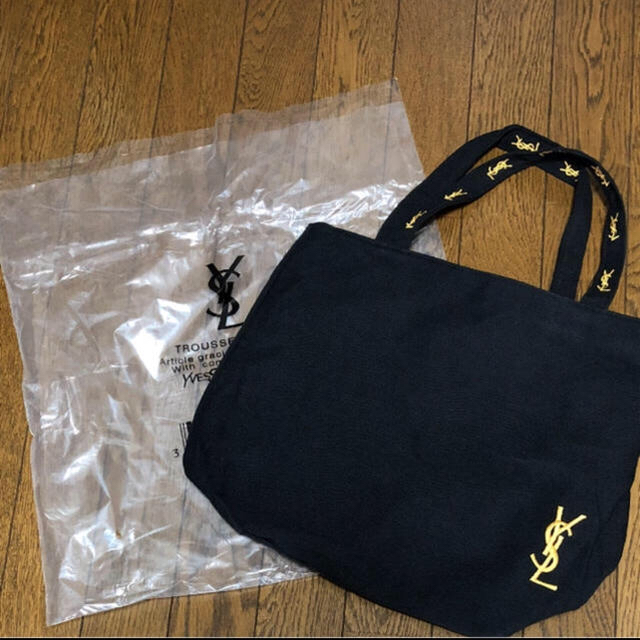 Yves Saint Laurent Beaute(イヴサンローランボーテ)の新品 YSL トートバッグ レディースのバッグ(トートバッグ)の商品写真