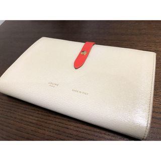 セリーヌ(celine)の【美品】CELINE 財布 Strap large(財布)