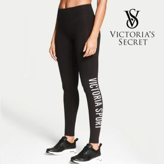 ヴィクトリアズシークレット(Victoria's Secret)のVSサイドロゴ入りレギンス(ホワイト)(レギンス/スパッツ)