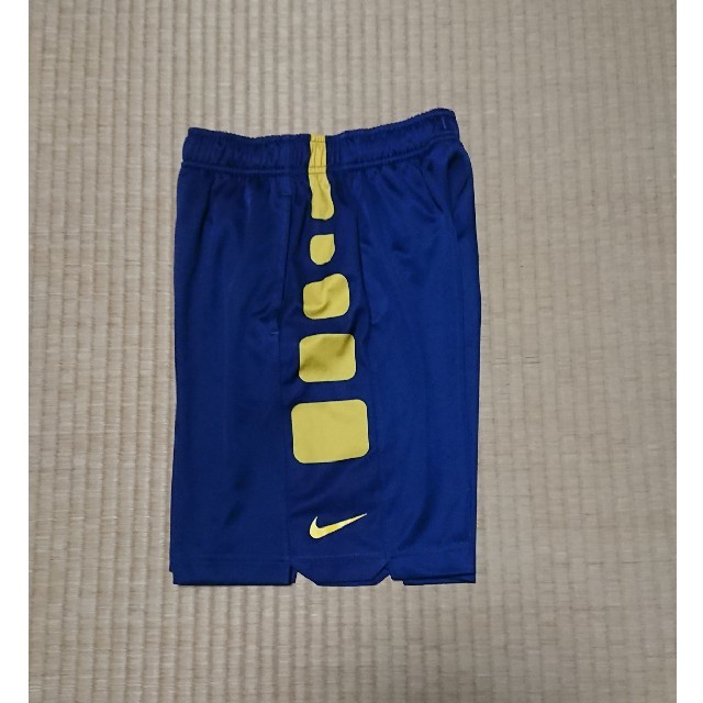 NIKE(ナイキ)のNIKE  130 キッズ/ベビー/マタニティのキッズ服男の子用(90cm~)(パンツ/スパッツ)の商品写真