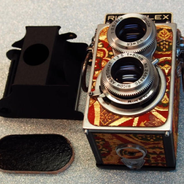 ★土日限定値下げ★ 二眼レフカメラ　ＲＩＣＯＨＦＬＥＸ　ＭＯＤＥＬ ６ スマホ/家電/カメラのカメラ(フィルムカメラ)の商品写真