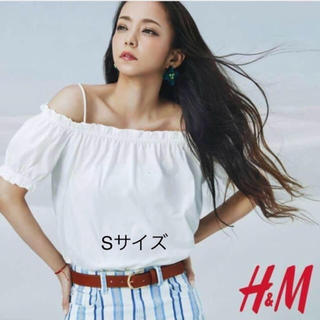 エイチアンドエム(H&M)の安室奈美恵コラボオフショルダー☆S(カットソー(半袖/袖なし))