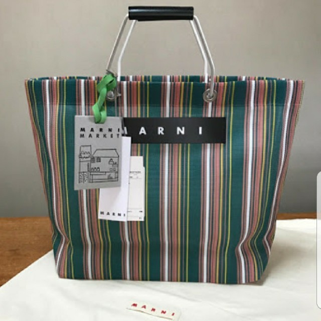 MARNI メッシュバッグ