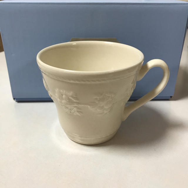 WEDGWOOD(ウェッジウッド)の【Wedgwood】【新品未使用】マグカップ(ペア） インテリア/住まい/日用品のキッチン/食器(グラス/カップ)の商品写真