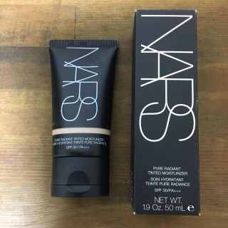 ナーズ(NARS)のNARS ピュアラディアント ティンティッド モイスチャライザー フィンランド(ファンデーション)