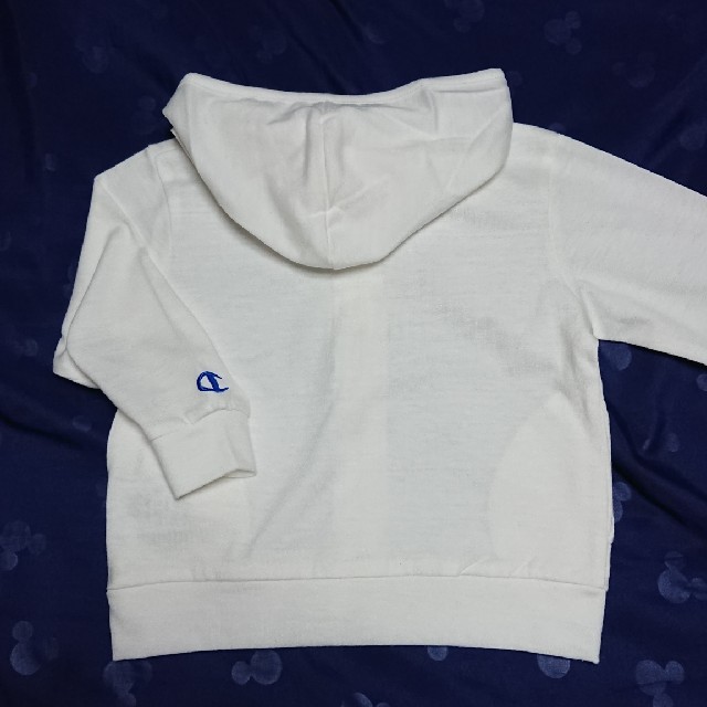 Champion(チャンピオン)のなおこ様専用☆チャンピオン  パーカー 新品 キッズ/ベビー/マタニティのキッズ服女の子用(90cm~)(カーディガン)の商品写真