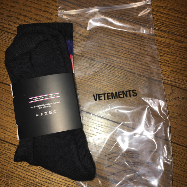 vetements ソックス ヴェトモン 靴下 メンズのレッグウェア(ソックス)の商品写真