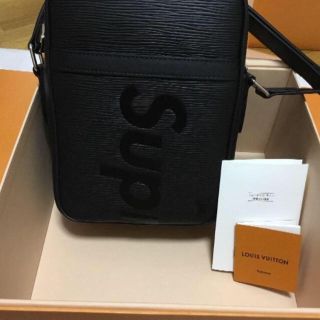 ルイヴィトン(LOUIS VUITTON)のsupreme louis vuitton シュプリーム  ヴィトン コラボ(ショルダーバッグ)