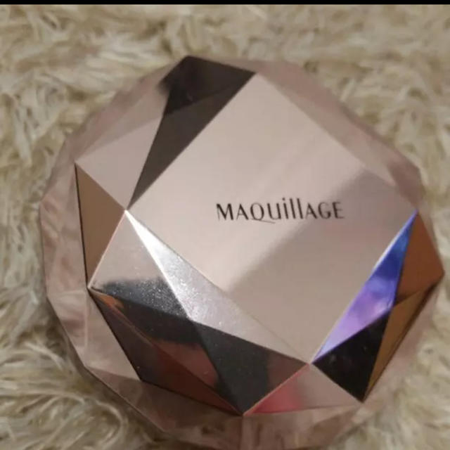 MAQuillAGE(マキアージュ)のMAQuillAGE　フェースパウダー コスメ/美容のベースメイク/化粧品(フェイスパウダー)の商品写真