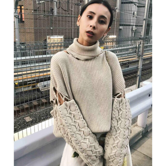 Ameri Vintage Connect turtle neck knit