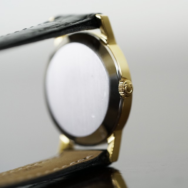 OMEGA(オメガ)の美品 オメガ ジュネーブ オーバル ゴールド 手巻き レディース Omega レディースのファッション小物(腕時計)の商品写真