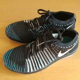 ナイキ(NIKE)のNIKE　ナイキ　フライニット　22.5㎝(スニーカー)