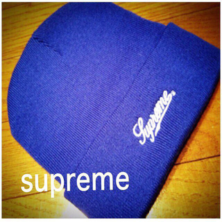 シュプリーム(Supreme)のSUPREME 新品 ニット帽(ニット帽/ビーニー)