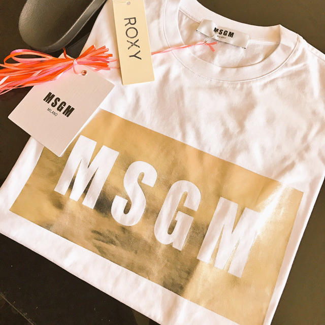 MSGM(エムエスジイエム)のMSGM白×シルバー レディースのトップス(Tシャツ(半袖/袖なし))の商品写真