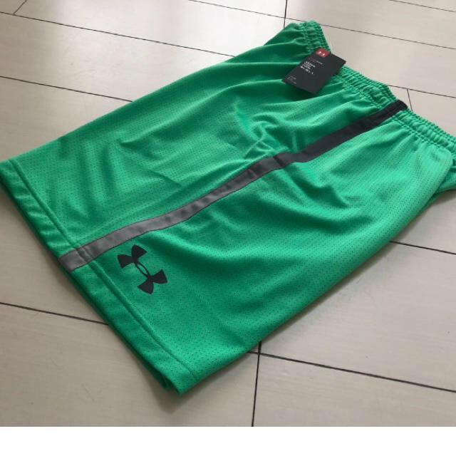 UNDER ARMOUR(アンダーアーマー)の☆￥hiragi様専用アンダーアーマーHG☆UAテックショーツ【MD】☆ メンズのパンツ(ショートパンツ)の商品写真