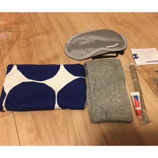 マリメッコ(marimekko)のマリメッコ×フィンエアー トラベルポーチ(旅行用品)