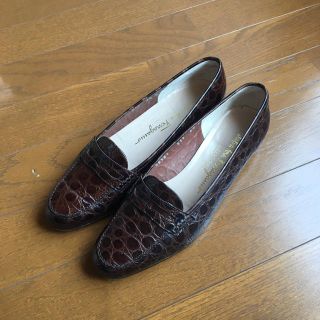 サルヴァトーレフェラガモ(Salvatore Ferragamo)のフェラガモ  ローファー(ローファー/革靴)