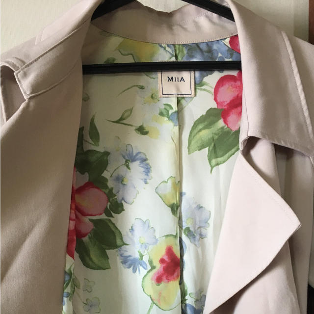 MIIA(ミーア)の MIIAトレンチコート レディースのジャケット/アウター(トレンチコート)の商品写真