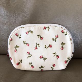 ローラアシュレイ(LAURA ASHLEY)の✳︎ニャン♪様専用✳︎☆新品☆LAURA ASHLEY ポーチ(ポーチ)