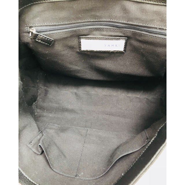 【美品】YAHKI レザーショルダーバッグ レディースのバッグ(ハンドバッグ)の商品写真