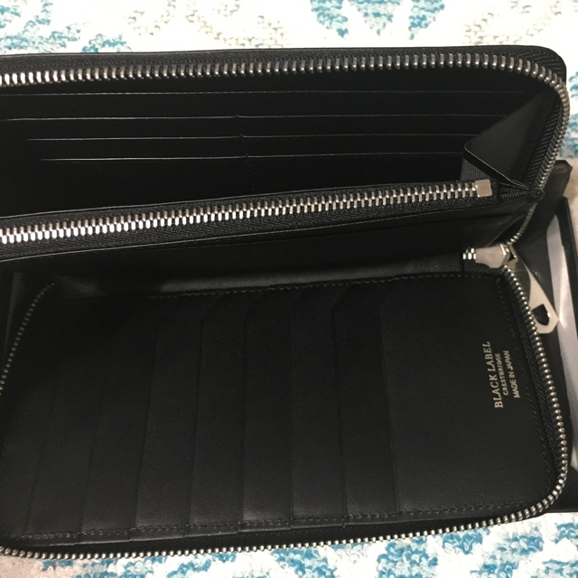 新品☆ブラックレーベル☆長財布 ラウンドファスナー クレストブリッジ