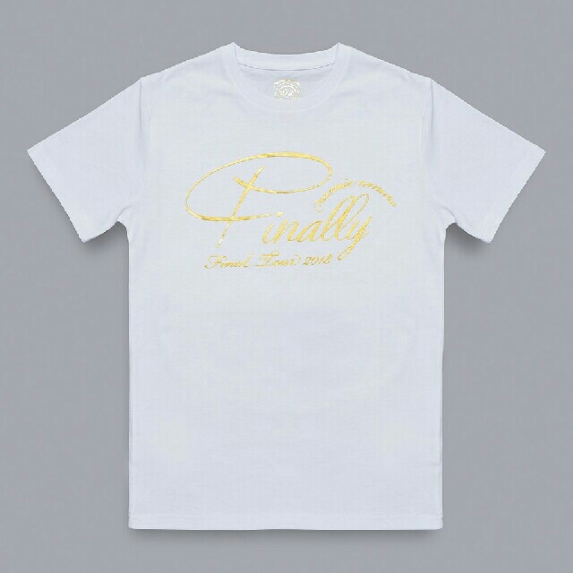 *安室奈美恵* Final Tour 2018 ツアーTシャツ white エンタメ/ホビーのタレントグッズ(ミュージシャン)の商品写真