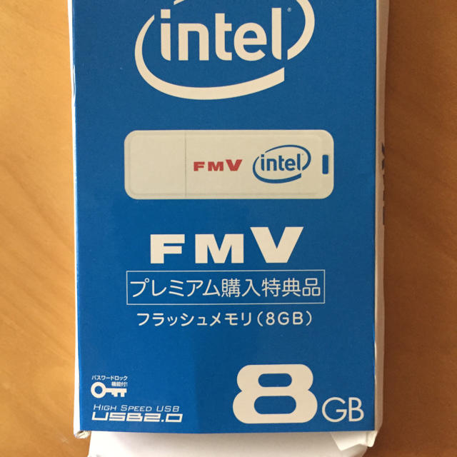 東芝(トウシバ)のフラッシュメモリ 8GB スマホ/家電/カメラのPC/タブレット(PC周辺機器)の商品写真