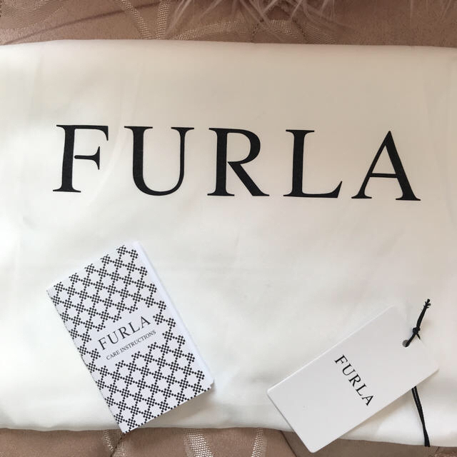 新品 FURLA リンダ ブラック Ｓサイズ