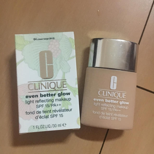 CLINIQUE(クリニーク)のCLINIQUE イーブンベターグロウ コスメ/美容のベースメイク/化粧品(ファンデーション)の商品写真