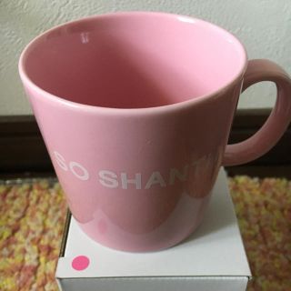 シャンティ(SHANTii)のNO COFFEE×plantica×SHANTiiコラボマグカップ ピンク(グラス/カップ)