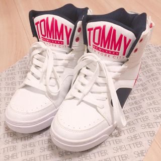 トミー(TOMMY)のTOMMY スニーカー(スニーカー)