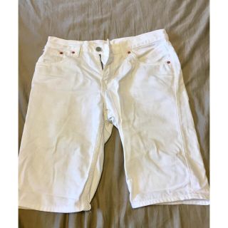 リーバイス(Levi's)の【Revis】メンズ 白ショートパンツ(ショートパンツ)