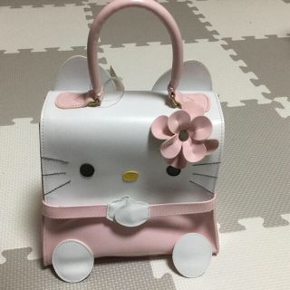 ハローキティ(ハローキティ)の値下げ　キティちゃん バッグ お花 ピンク　紙タグ付き　新品(ハンドバッグ)