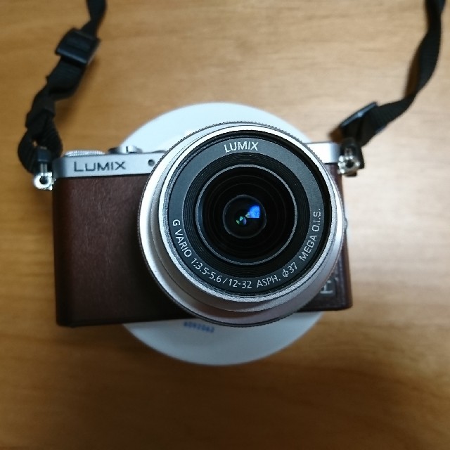 Panasonic(パナソニック)のpanasonic 一眼レフカメラ LUMIX DMC－1SK スマホ/家電/カメラのカメラ(デジタル一眼)の商品写真