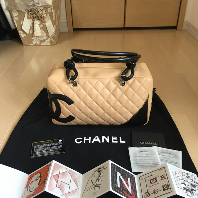 CHANEL(シャネル)の週末限定値下げ！美品♪ シャネル カンボンライン ボーリングバッグ ベージュ レディースのバッグ(ハンドバッグ)の商品写真