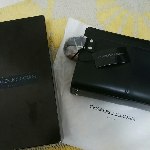 CHARLES JOURDAN(シャルルジョルダン)の【新品】シャルルジョルダンバッグ メンズのバッグ(セカンドバッグ/クラッチバッグ)の商品写真