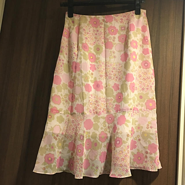M'S GRACY(エムズグレイシー)のエムズグレイシー シフォンスカート レディースのスカート(ひざ丈スカート)の商品写真