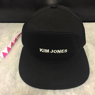 キムジョーンズ(KIM JONES)の完売 KIM JONES × GU コラボ キャップ 黒 新品 キムジョーンズ(キャップ)