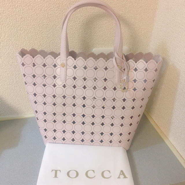 TOCCA(トッカ)の定価5万♡新品未使用 レディースのバッグ(ハンドバッグ)の商品写真