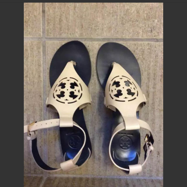 Tory Burch(トリーバーチ)の美品トリーバーチサンダル レディースの靴/シューズ(サンダル)の商品写真