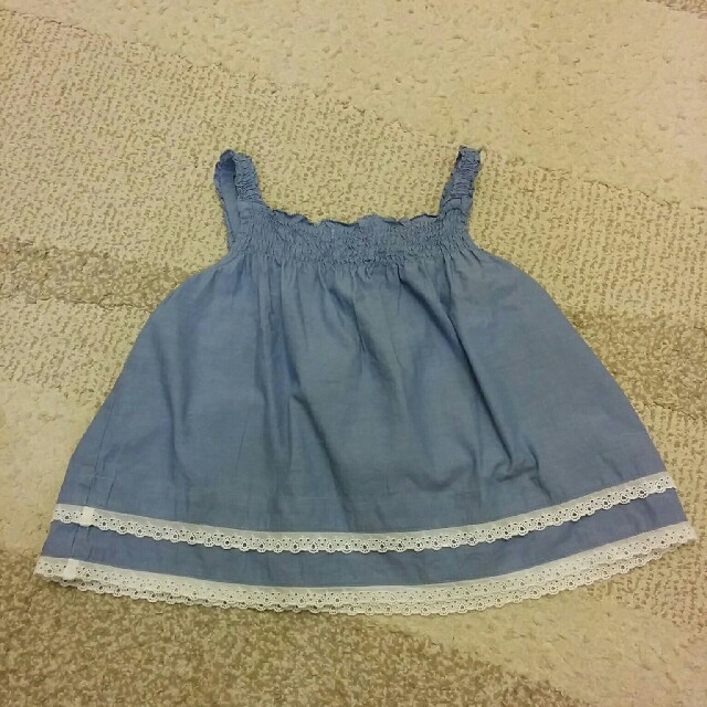 familiar(ファミリア)のfamiliar　ファミリアチュニック　100cm　美品 キッズ/ベビー/マタニティのキッズ服女の子用(90cm~)(Tシャツ/カットソー)の商品写真