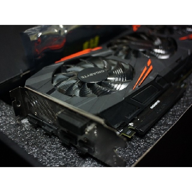 激安特価 GIGABYTE GTX1080 G1 GAMING 中古 値下げしました PCパーツ