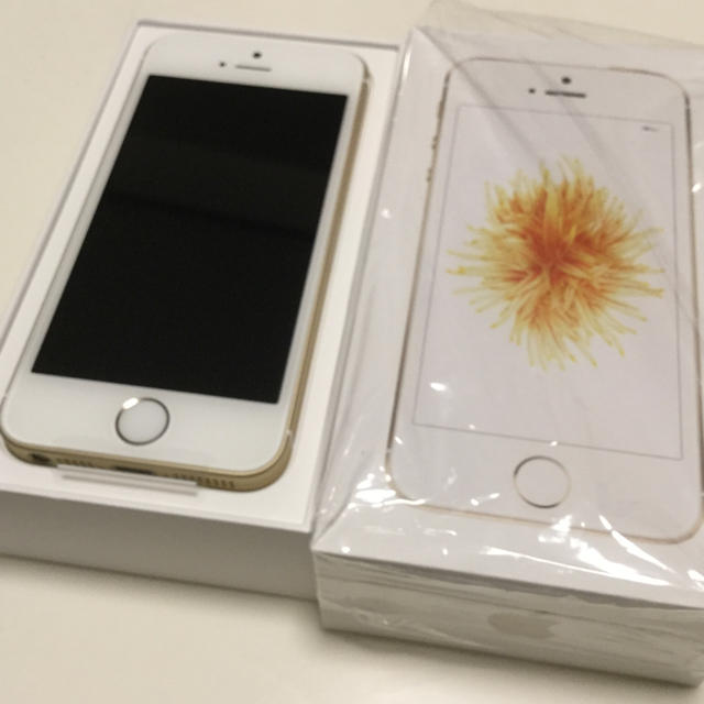 新品 SIMフリー iphone SE 32GB