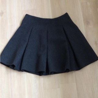 ザラ(ZARA)の未使用に近い ウール スカート(ひざ丈スカート)