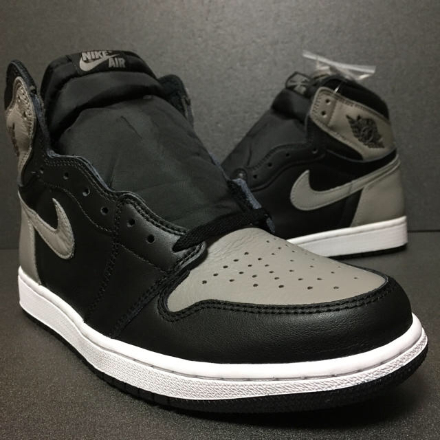 NIKE(ナイキ)の新品 26.5 NIKE AIR JORDAN 1 OG SHADOW シャドー メンズの靴/シューズ(スニーカー)の商品写真